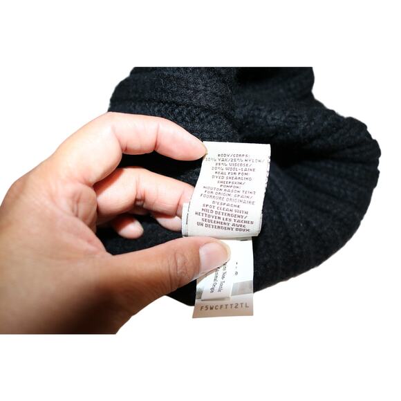 UGG Women\'s Pom Beanie Hat in Black Multi O/S NWT